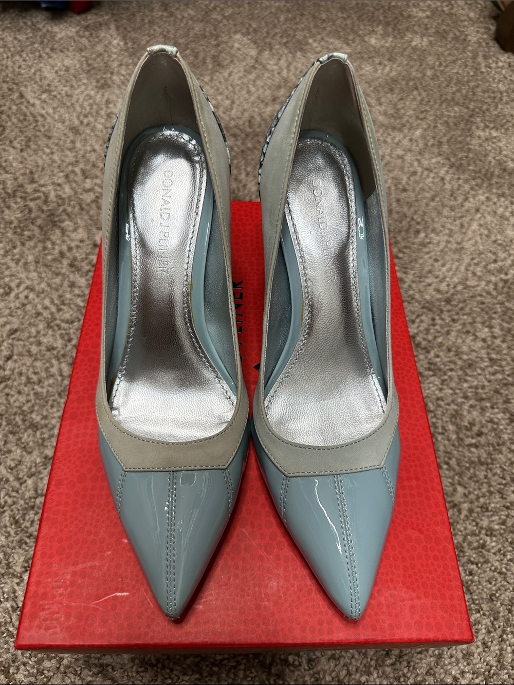 Donald J. Pliner Patent Pointed Toe Pumps